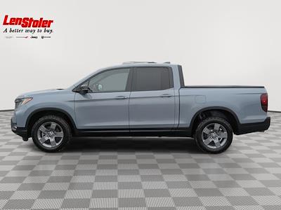 Used 2025 Honda Ridgeline - photo 1