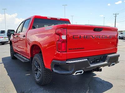 New 2024 Chevrolet Silverado 1500 LT Crew Cab 4x4 Pickup for sale #CT24220 - photo 2