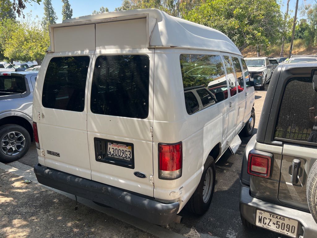 Used 2003 Ford E-250 - photo 3