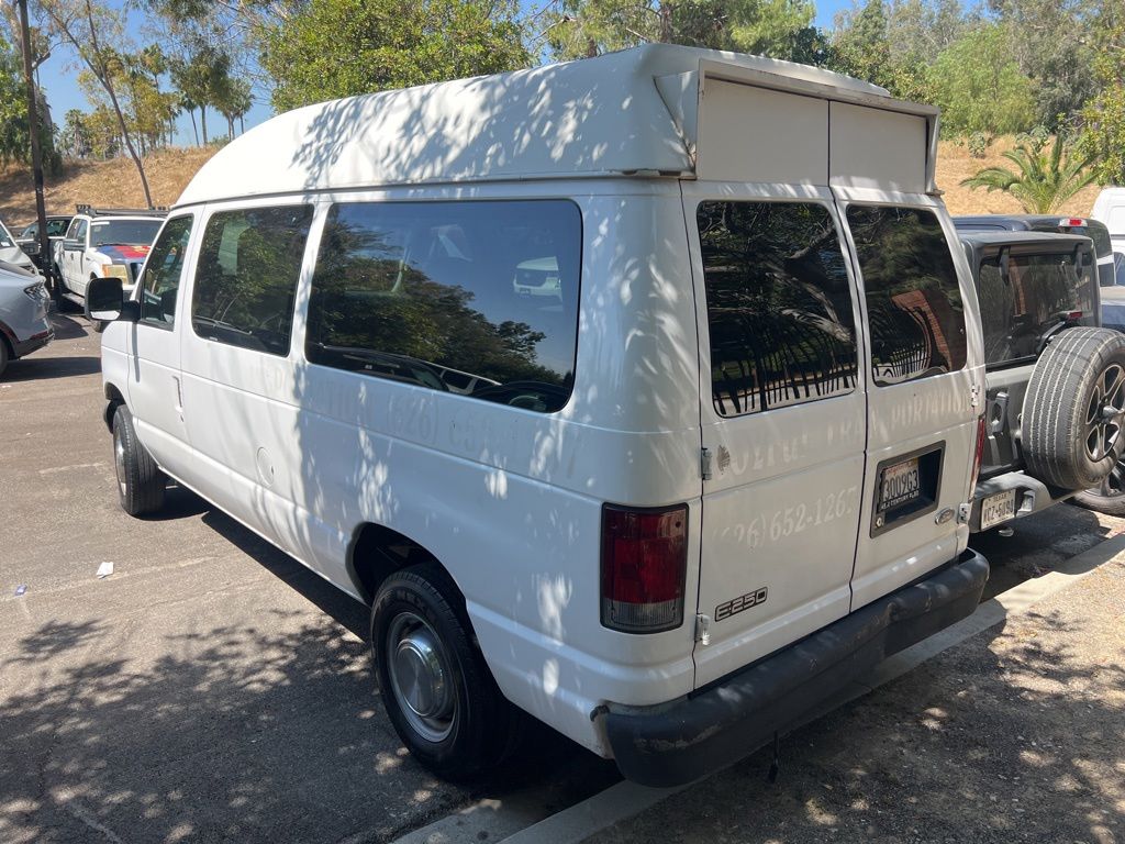 Used 2003 Ford E-250 - photo 4