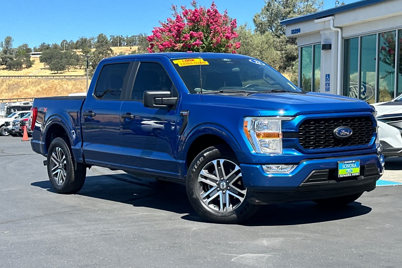 今関アキラコ油彩古都ブルージュ額サイズ（約４６５Ｘ３９５ｍｍ） ☆今関アキラコ油彩古都ブルージュ額サイズ（約465X395mm）