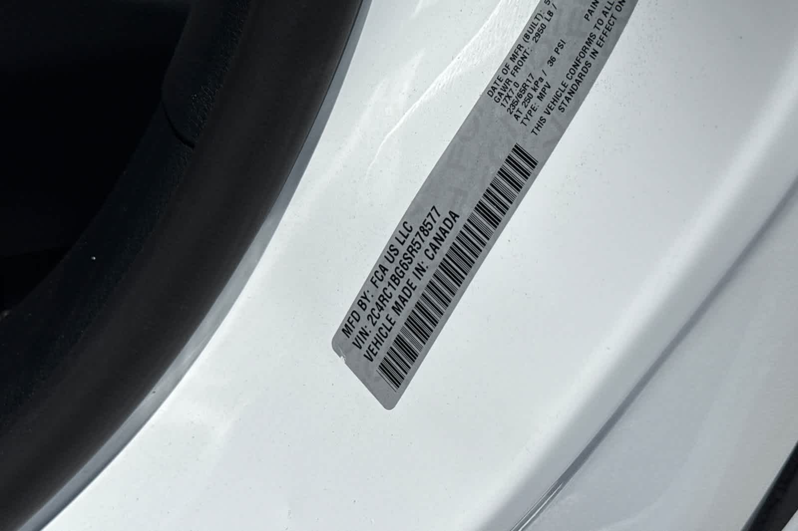 Used 2025 Chrysler Pacifica - photo 24