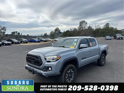 Used 2018 Toyota Tacoma - photo 1