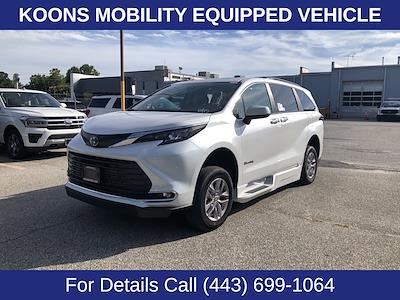 2024 Toyota Sienna FWD Minivan for sale #K3409Z - photo 2