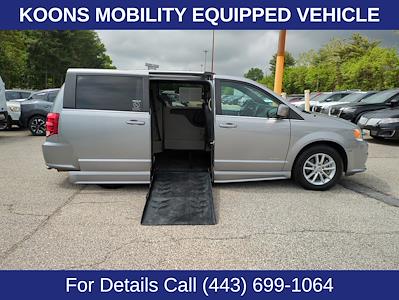 2018 Dodge Grand Caravan FWD Minivan for sale #K3493Y - photo 2