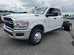 2024 Ram 3500 Crew Cab DRW 4x4, Cab Chassis for sale #4450260 - photo 3