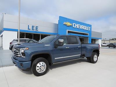 2025 Chevrolet Silverado 3500 Crew Cab 4WD Pickup for sale #29784 - photo 1