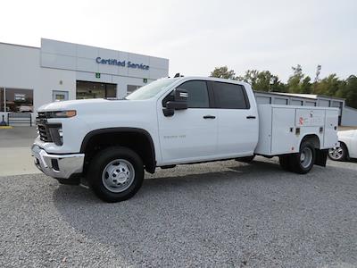 2025 Chevrolet Silverado 3500 Crew Cab DRW 4WD Cab Chassis for sale #30049 - photo 1