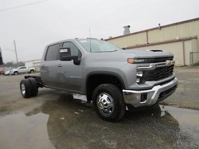 New 2026 Chevrolet Silverado 3500 - photo 1