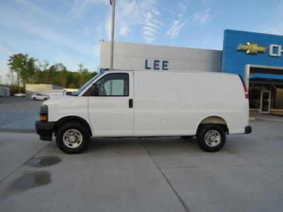 Used 2025 Chevrolet Express 2500 - photo 1