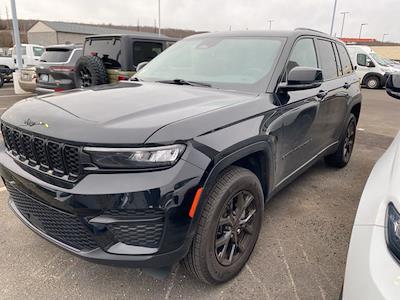 Used 2025 Jeep Grand Cherokee - photo 1