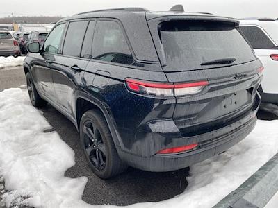 Used 2023 Jeep Grand Cherokee - photo 1