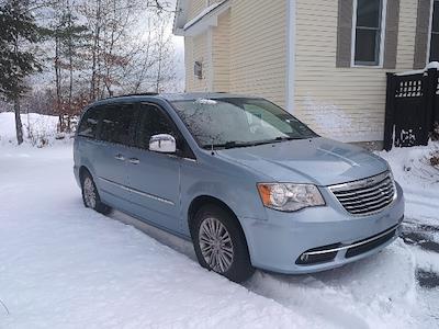 Used 2016 Chrysler Town and Country Minivan for sale #RP1030 - photo 1
