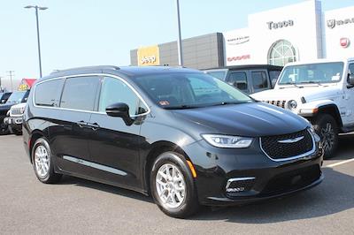 Used 2022 Chrysler Pacifica Touring L FWD Minivan for sale #RU1744 - photo 1
