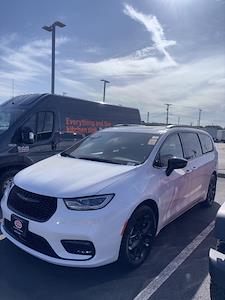 2024 Chrysler Pacifica FWD Minivan for sale #RU1845 - photo 1