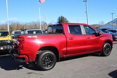 Used 2021 Chevrolet Silverado 1500 LT Crew Cab for sale #RU1914B - photo 2