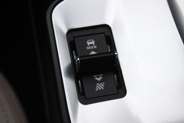 Used 2020 Jaguar E-Pace - photo 11
