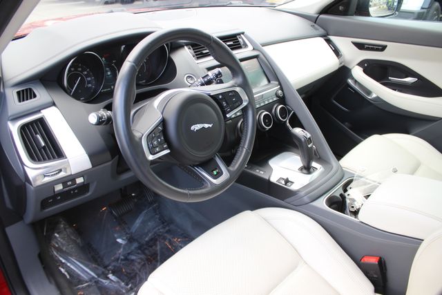 Used 2020 Jaguar E-Pace - photo 5
