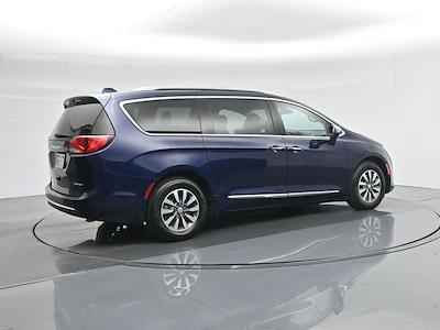 2020 Chrysler Pacifica FWD Minivan for sale #BP0505 - photo 2