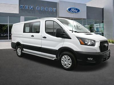 Used 2023 Ford Transit 250 - photo 1