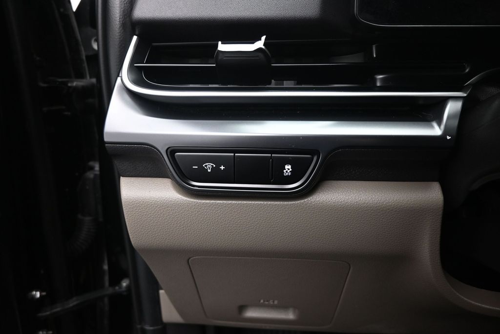 Used 2026 Kia Carnival - photo 15