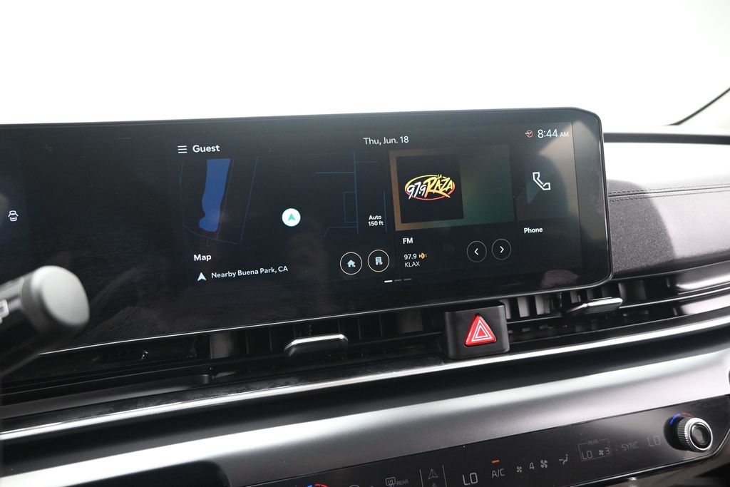 Used 2026 Kia Carnival - photo 18