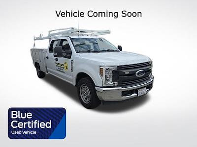 Used 2018 Ford F-350 Crew Cab Service Truck for sale #MB244950A - photo 1