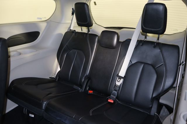 Used 2023 Chrysler Pacifica - photo 18