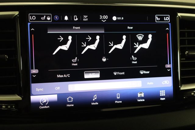Used 2023 Chrysler Pacifica - photo 33