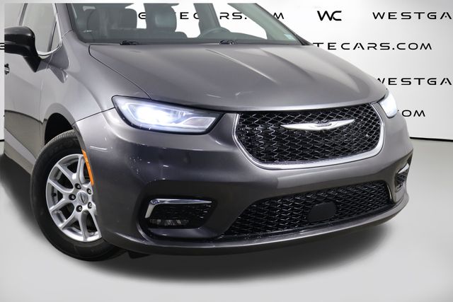 Used 2023 Chrysler Pacifica - photo 51