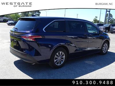2021 Toyota Sienna FWD Minivan for sale #8084XP - photo 2