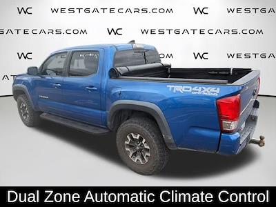 Used 2017 Toyota Tacoma - photo 1