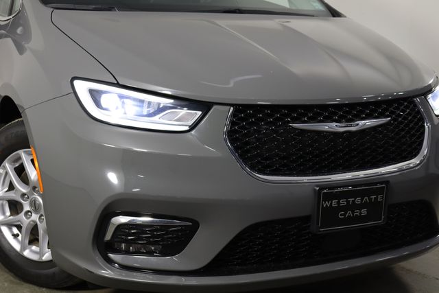 Used 2023 Chrysler Pacifica - photo 42