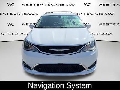 2018 Chrysler Pacifica FWD Minivan for sale #B3218A - photo 2