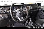 2020 Jeep Gladiator Crew Cab 4x4 Pickup for sale #2517XP - photo 17