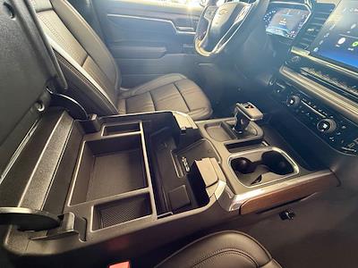 Used 2024 Chevrolet Silverado 1500 - photo 1