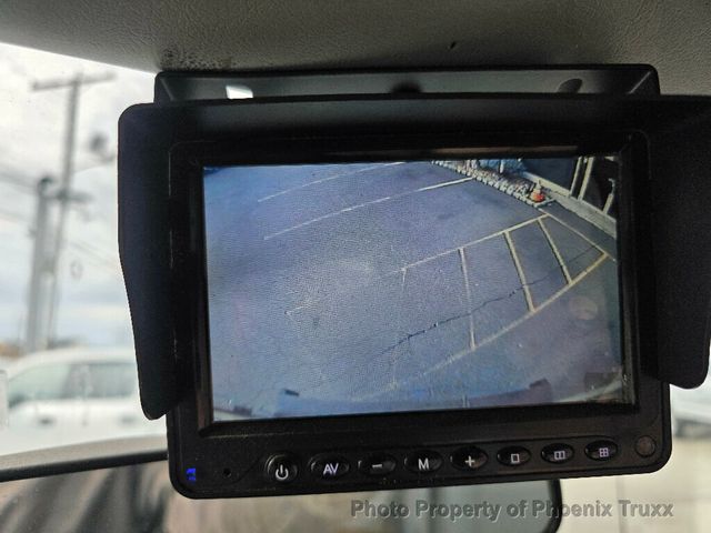 Used 2016 Ford E-450 - photo 15