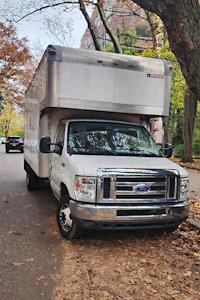 Used 2016 Ford E-450 - photo 1