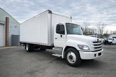 Used 2017 Hino 268A - photo 1