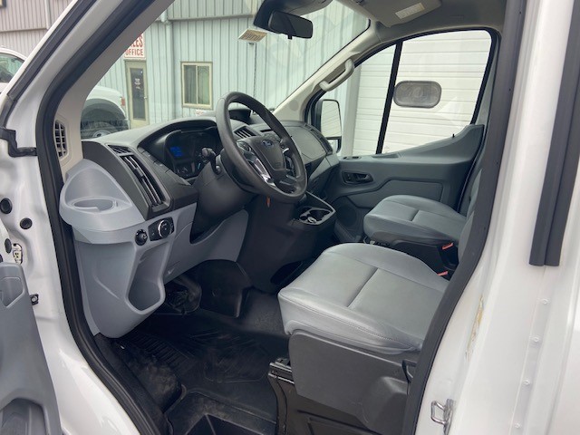Used 2018 Ford Transit 250 - photo 9