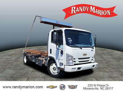 Used 2020 Chevrolet LCF 5500HD Base Regular Cab 4x2 Hooklift Body for sale #52562X - photo 1