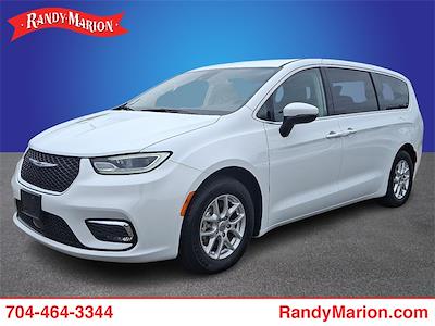 2023 Chrysler Pacifica FWD Minivan for sale #58092X - photo 1