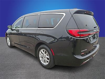 2023 Chrysler Pacifica FWD Minivan for sale #58093X - photo 2