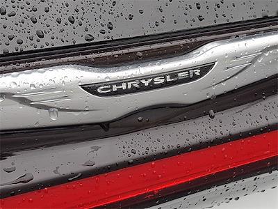 Used 2024 Chrysler Pacifica - photo 1