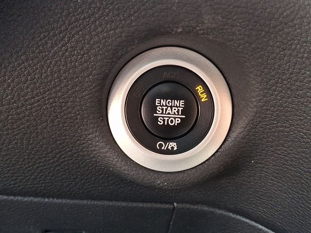 Used 2022 Chrysler Pacifica - photo 23