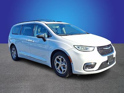 2023 Chrysler Pacifica FWD Minivan for sale #59964X - photo 2