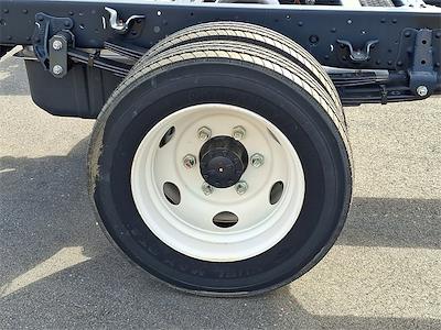 New 2025 Isuzu NRR - photo 1