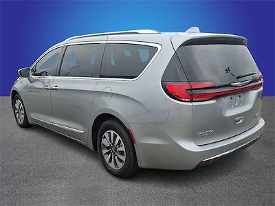 2021 Chrysler Pacifica FWD Minivan for sale #TR92845A - photo 2