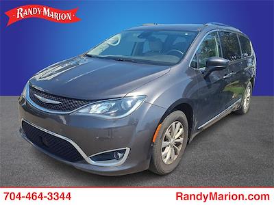 2018 Chrysler Pacifica FWD Minivan for sale #TR93039A - photo 1