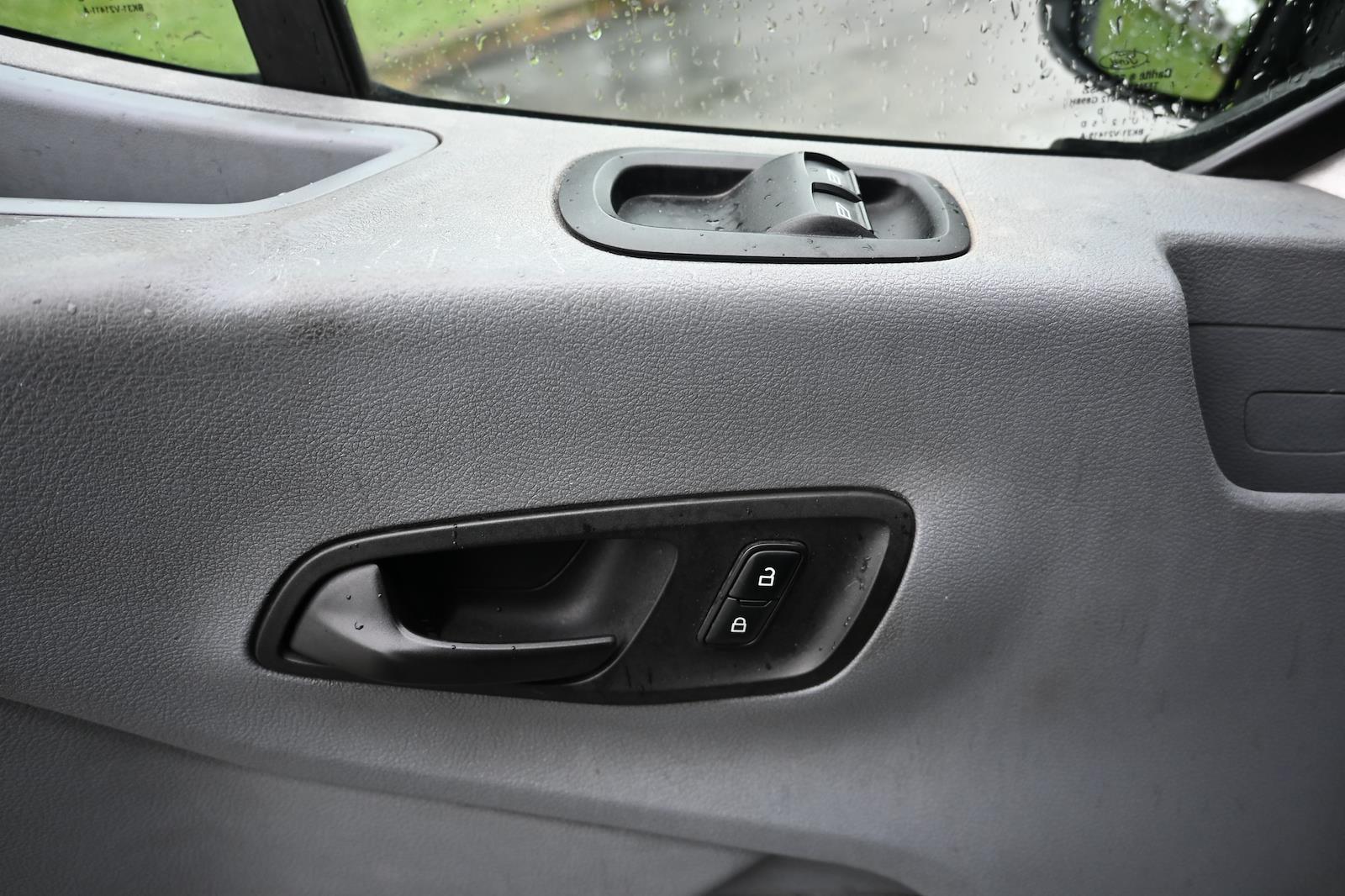 Used 2015 Ford Transit 150 - photo 15